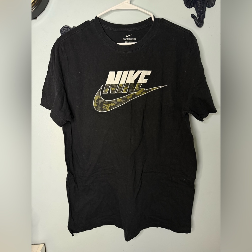 Nike Black Camo Logo Men's Tee